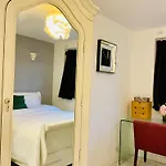 Kensington Stay